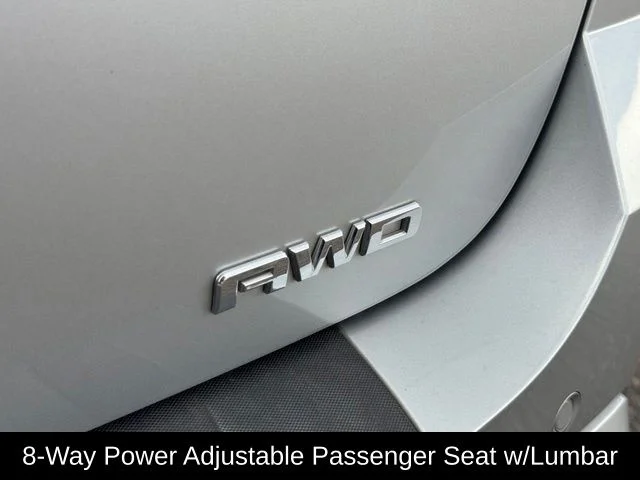 Used 2013 Silver GMC Denali image 21