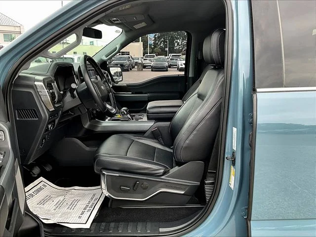 Used 2023 Blue Ford Lariat image 8