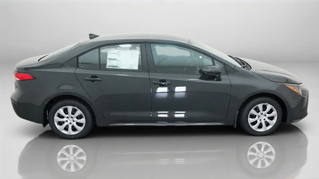 New 2027 Underground Toyota LE image 7