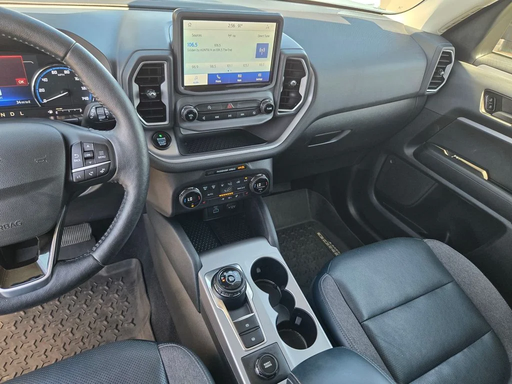 Used 2021  Ford Outer Banks image 21