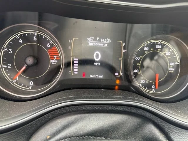 Used 2021 Diamond Black Jeep Altitude image 5