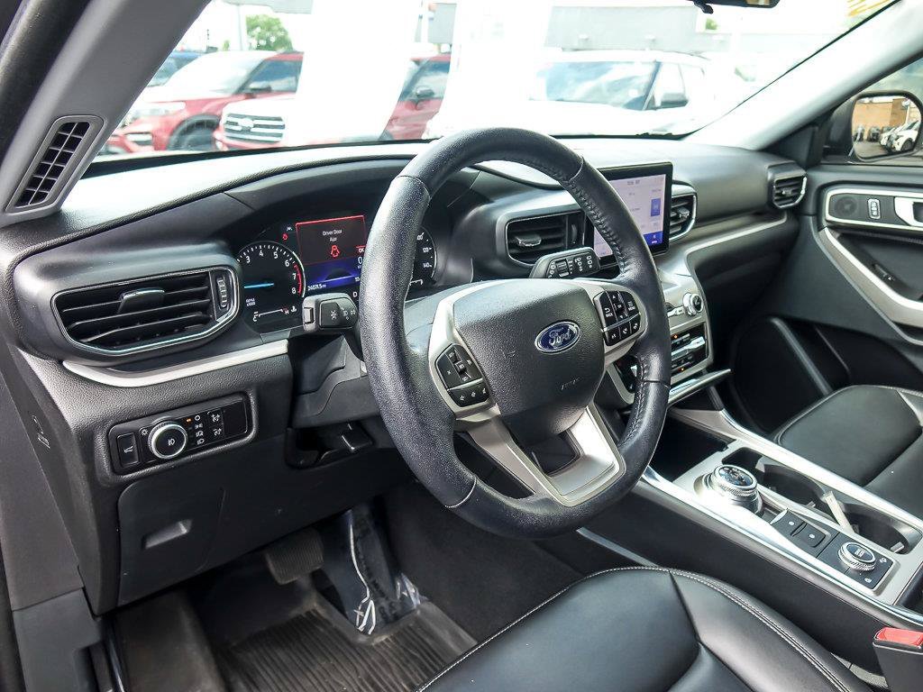 Used 2023 Gray Metallic Ford XLT image 14