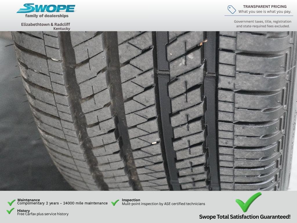 Used 2019 Diamond Black Crystal Pearlcoat Jeep Altitude image 30