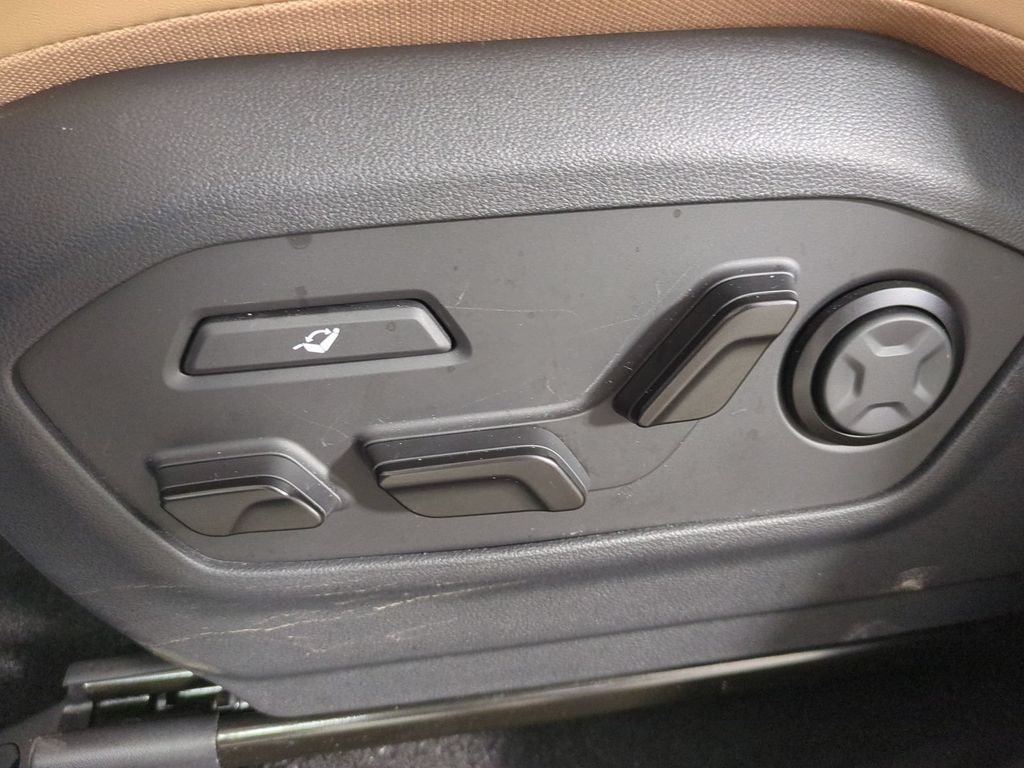 Used 2026 Black Hyundai Calligraphy image 24