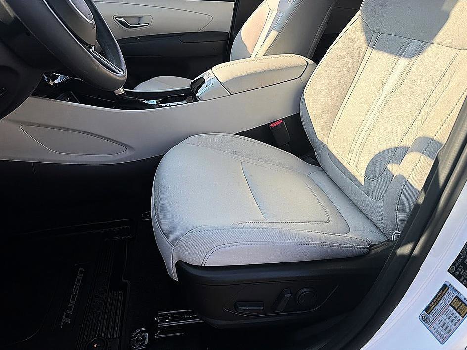 Used 2025 Serenity White Pearl Hyundai SEL image 11