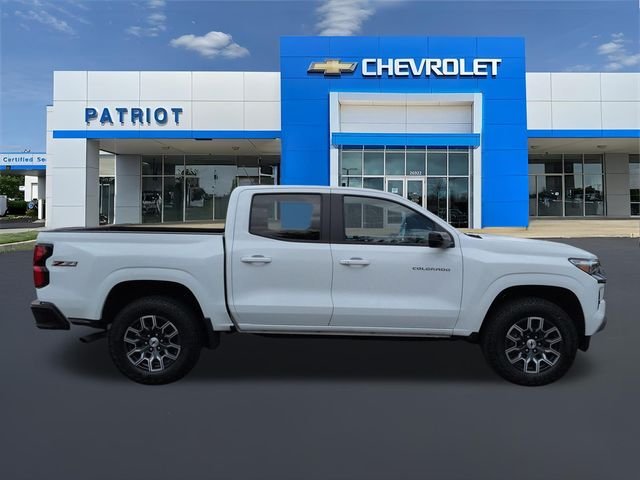 Used 2023 Summit White Chevrolet Z71 image 45