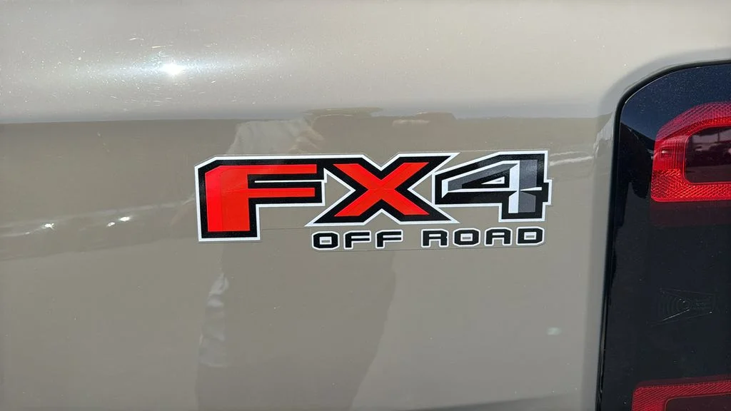 New 2026 Marsh Gray Ford XLT image 6