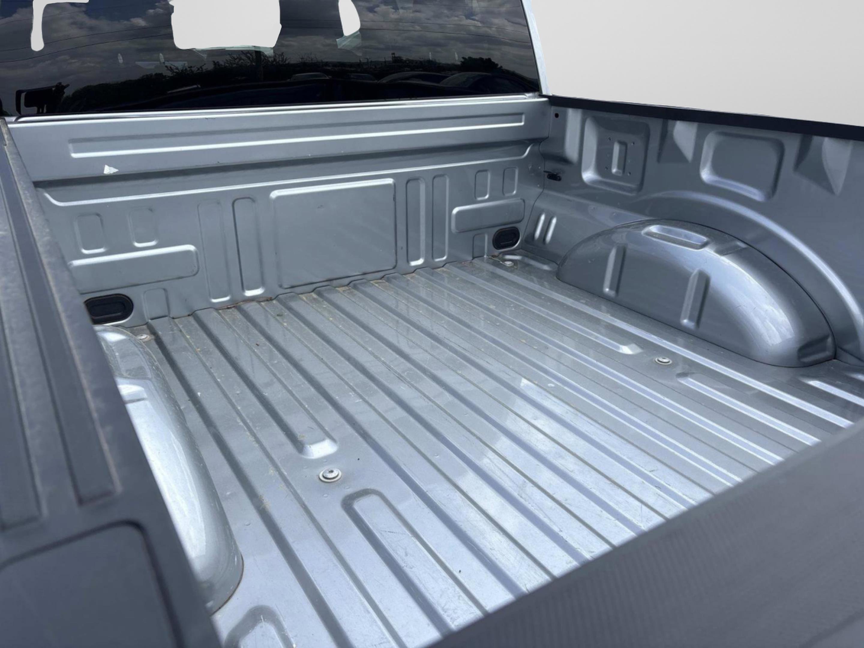 2025 Ford F-150 XLT - Photo 13