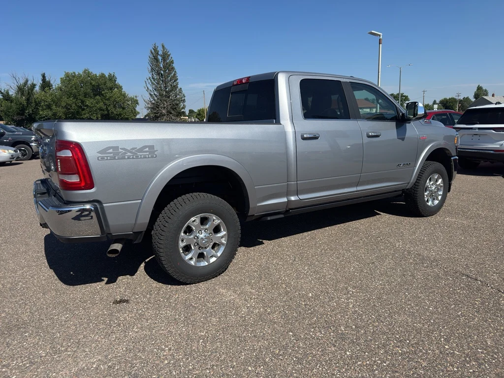 Used 2022 Billet Silver Metallic Clearcoat Ram Laramie image 6
