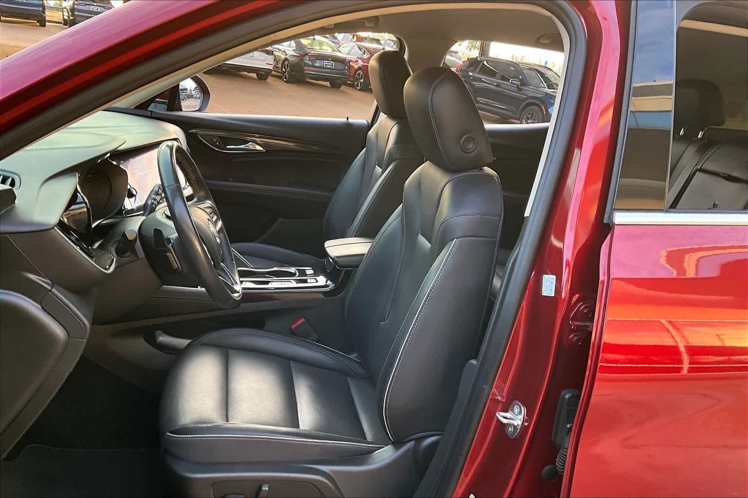 2023 Buick Envision Essence - Photo 9