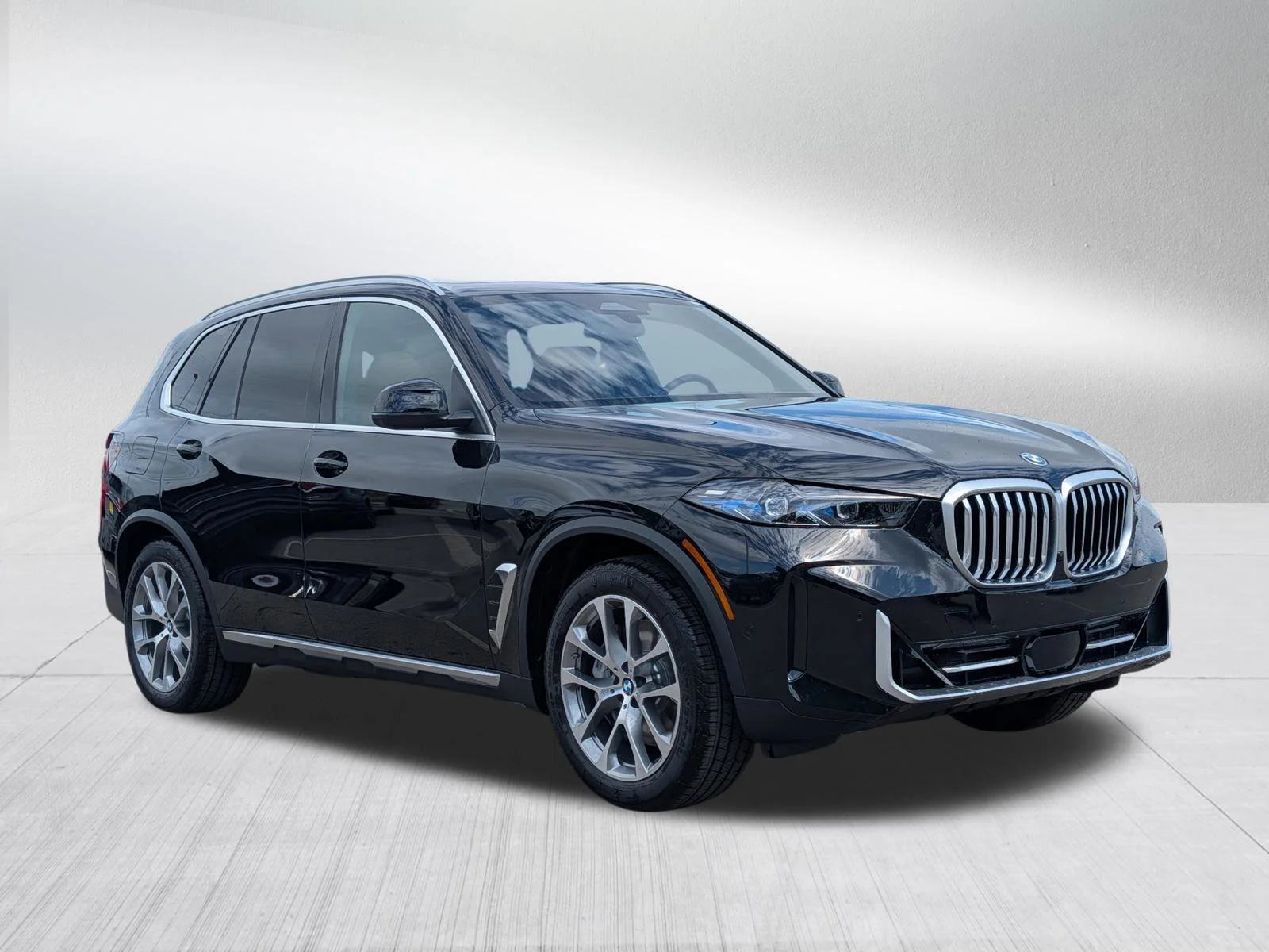2026 BMW X5 xDrive50e's photo