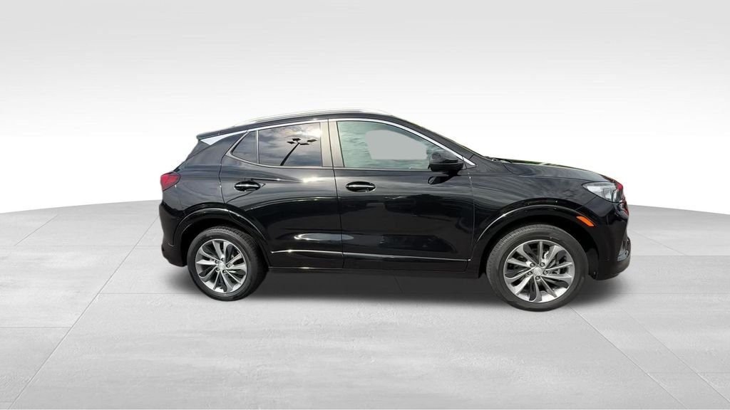 Used 2023 Ebony Twilight Metallic Buick Select image 8
