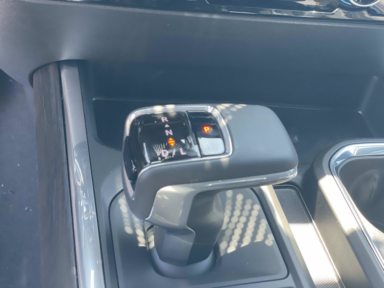 2026 GMC Sierra 1500 SLT - Photo 18