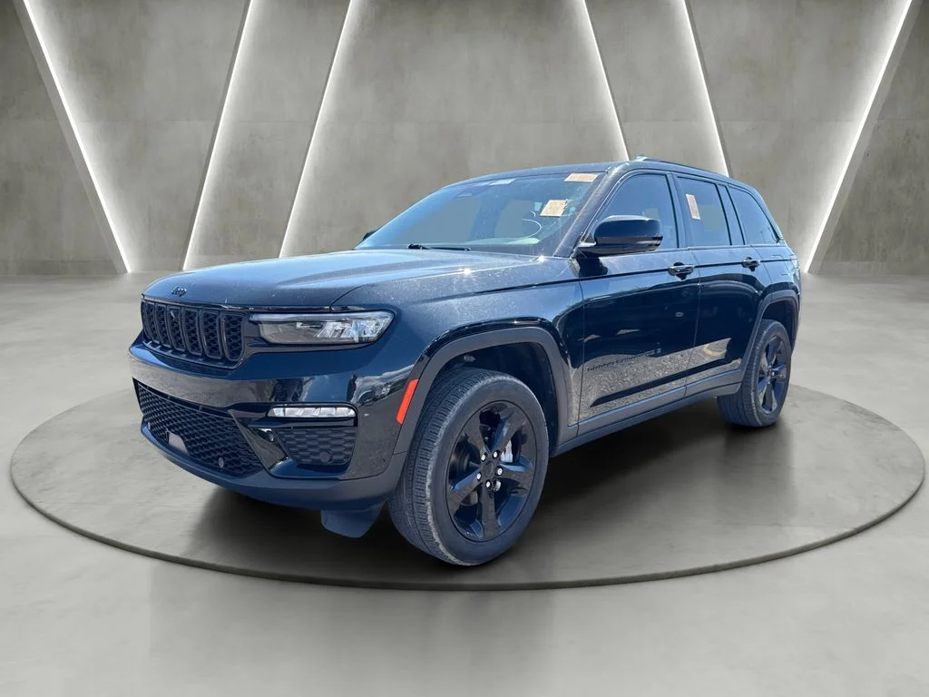 Used 2023 Black Jeep Limited image 3