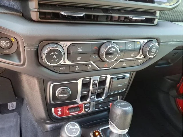 Used 2024 Red Jeep Rubicon image 27