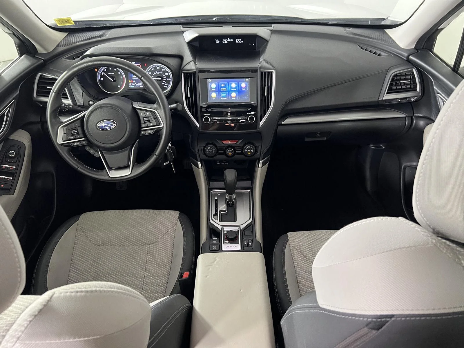 Used 2019 Crystal White Pearl Subaru Premium image 2