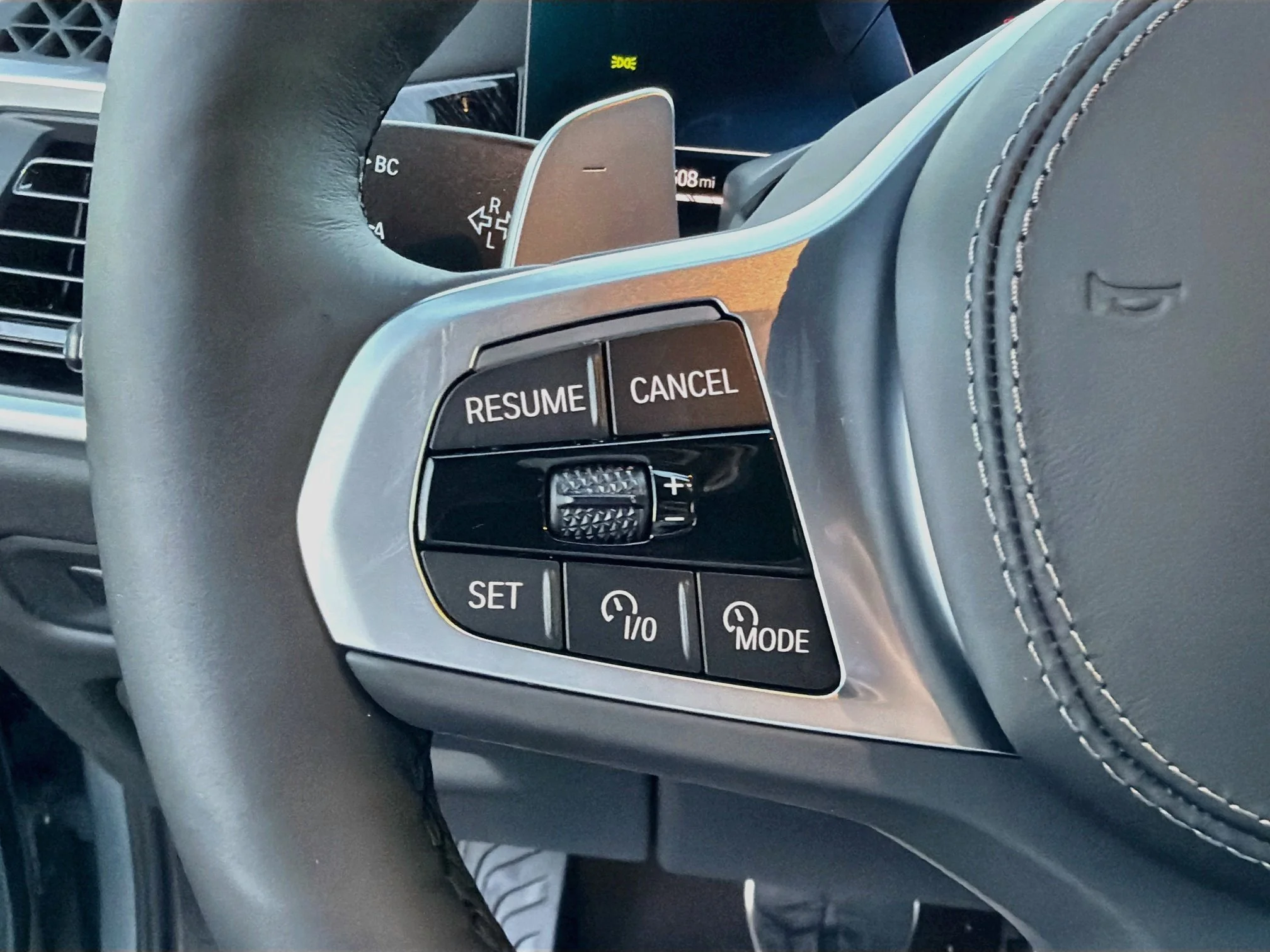 New 2027 Brooklyn Grey Metallic BMW xDrive40i image 37