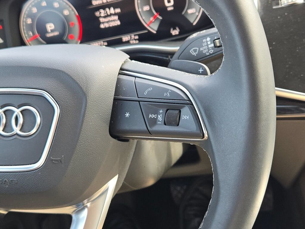 Used 2025 White Audi 55 Premium Plus image 34