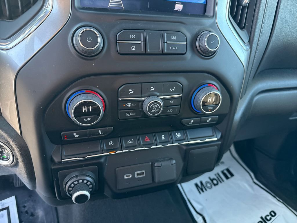 Used 2022 Silver Ice Metallic Chevrolet LT image 26
