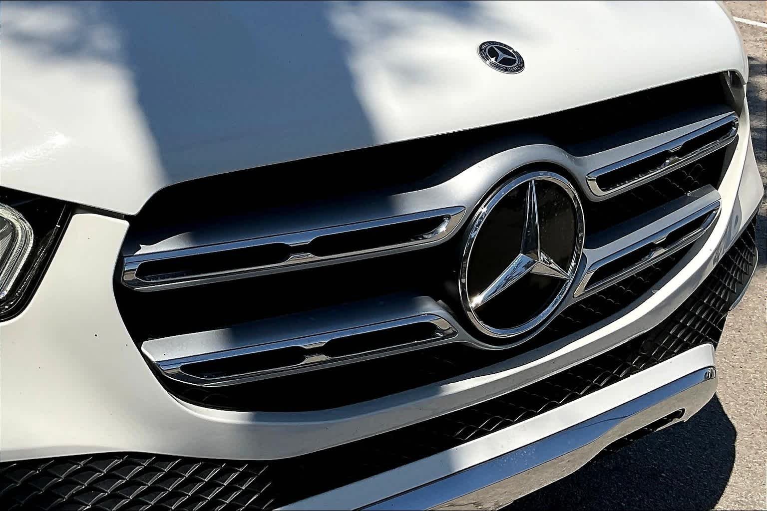 Used 2020 Polar White Mercedes-Benz GLE 450 image 30