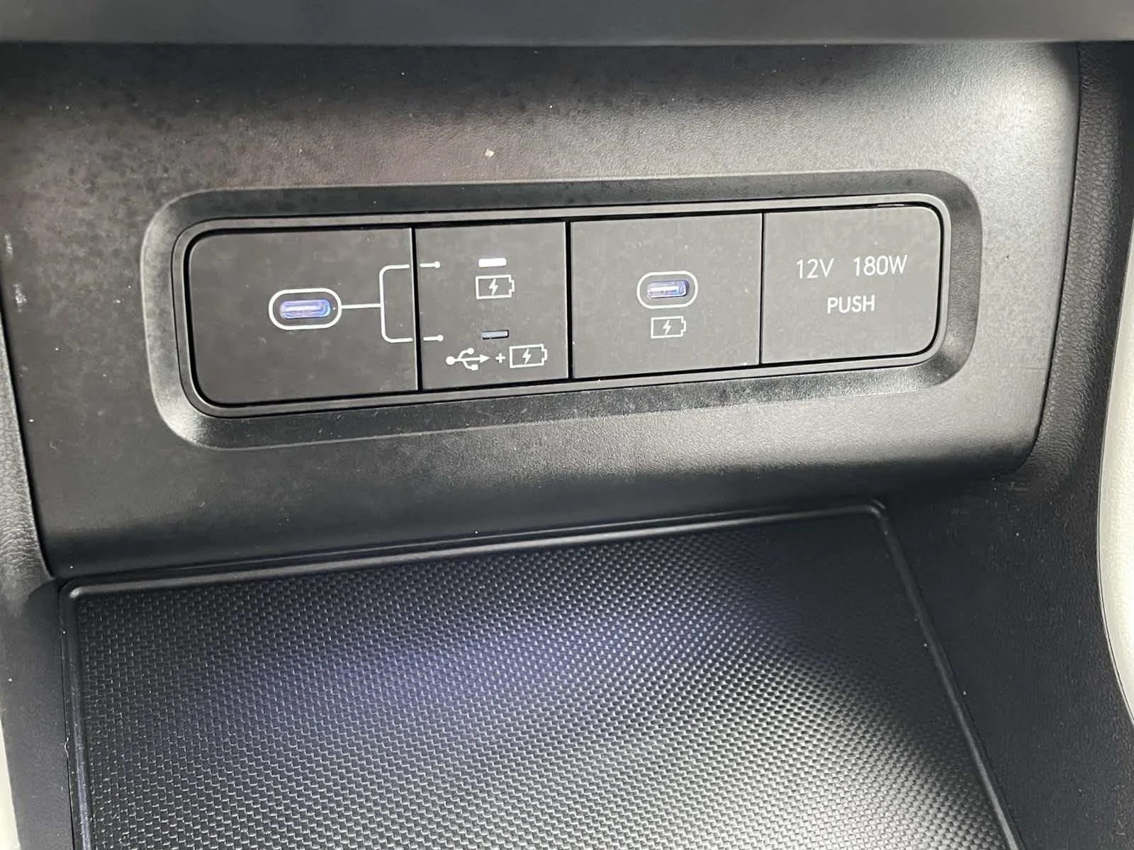 Used 2025 Shimmering Silver Hyundai Limited image 32