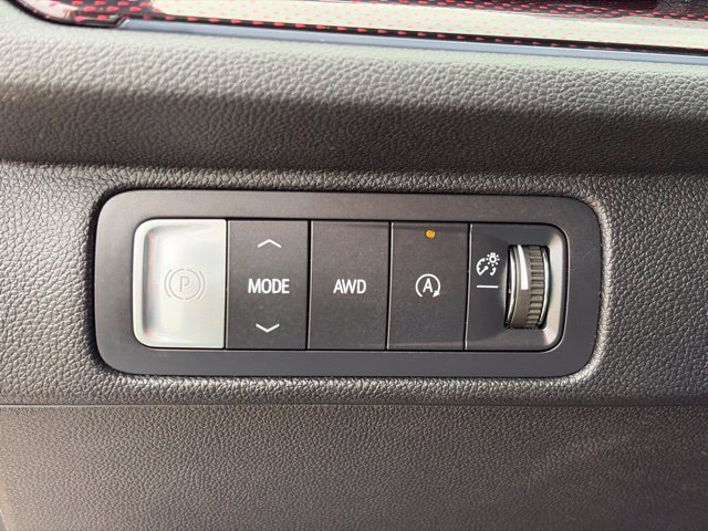2025 Chevrolet Traverse Z71 - Photo 24