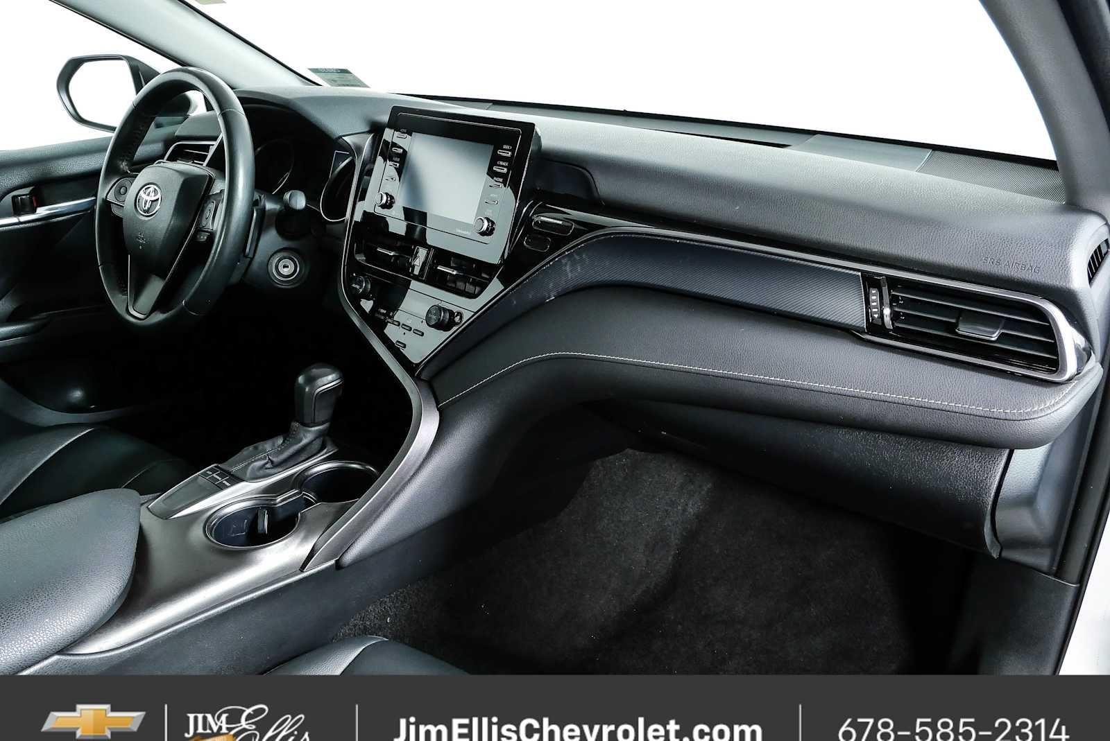 2024 Toyota Camry SE - Photo 21