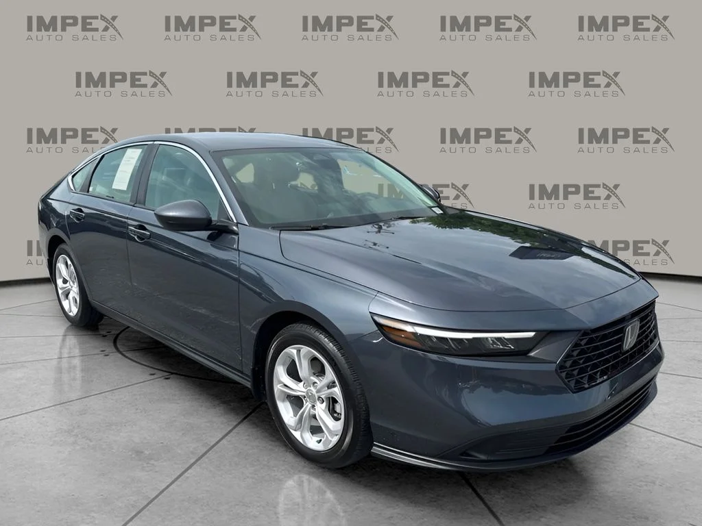 Used 2025 Black Honda LX image 4
