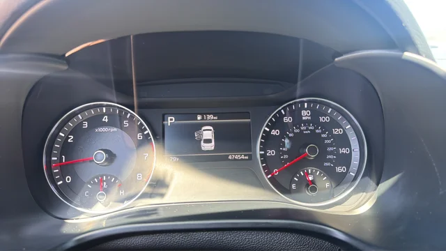 Used 2024 Gray Kia LXS image 21