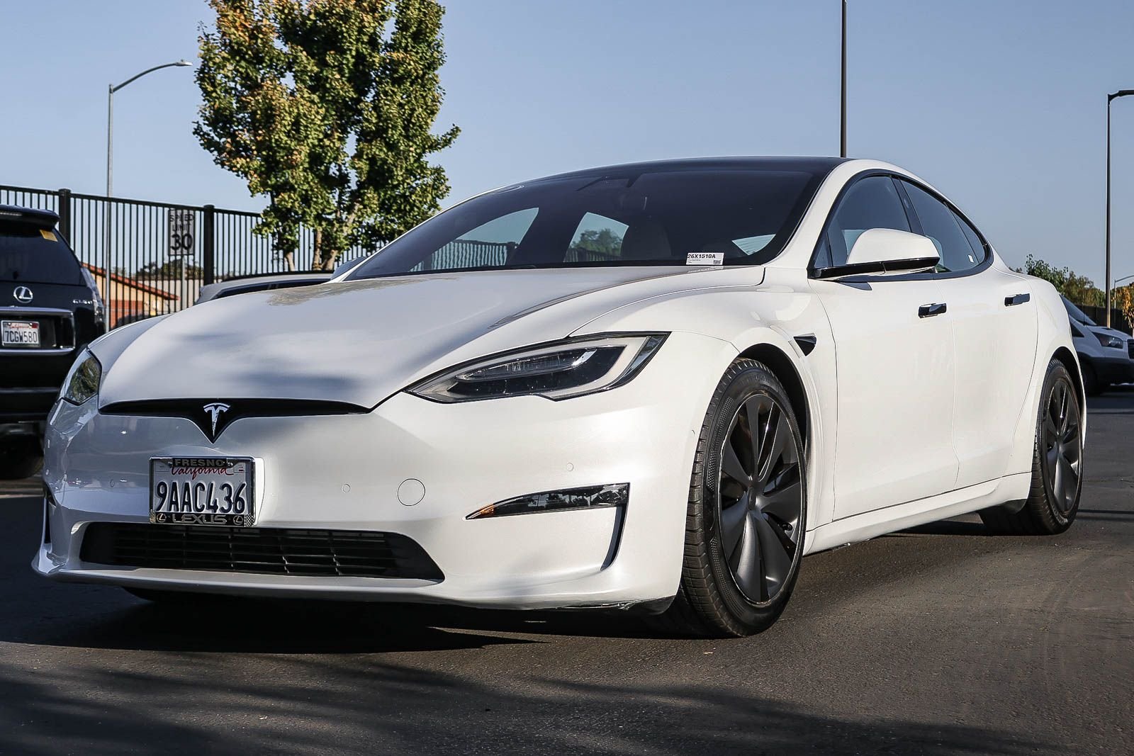 Used 2022 White Tesla Base image 3