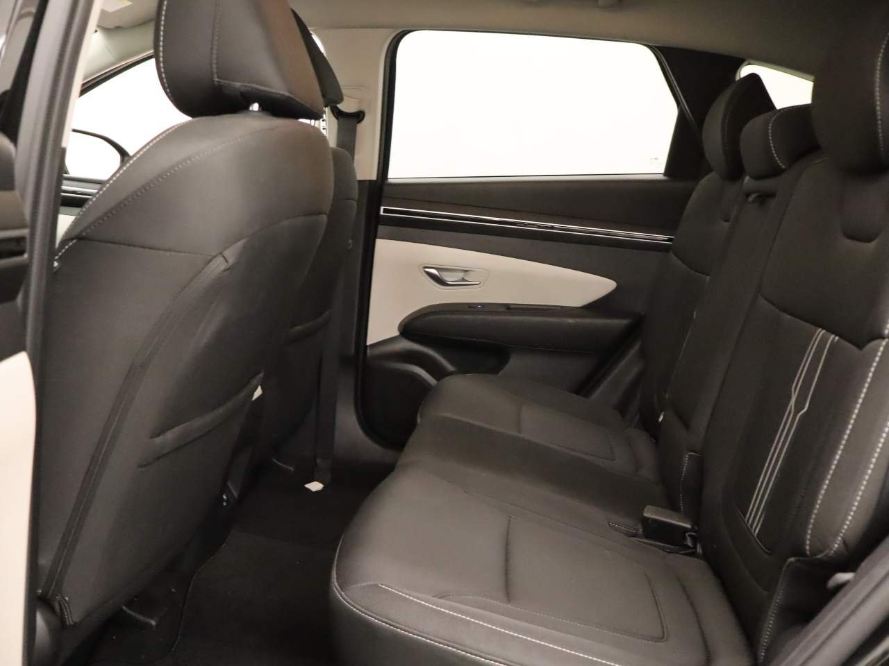 Certified Used 2023 Phantom Black Pearl Hyundai SEL image 15