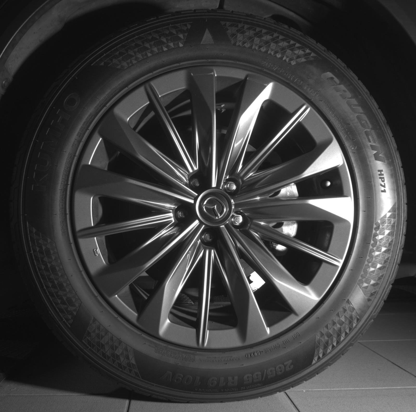2025 Mazda CX-70 Preferred Package - Photo 9