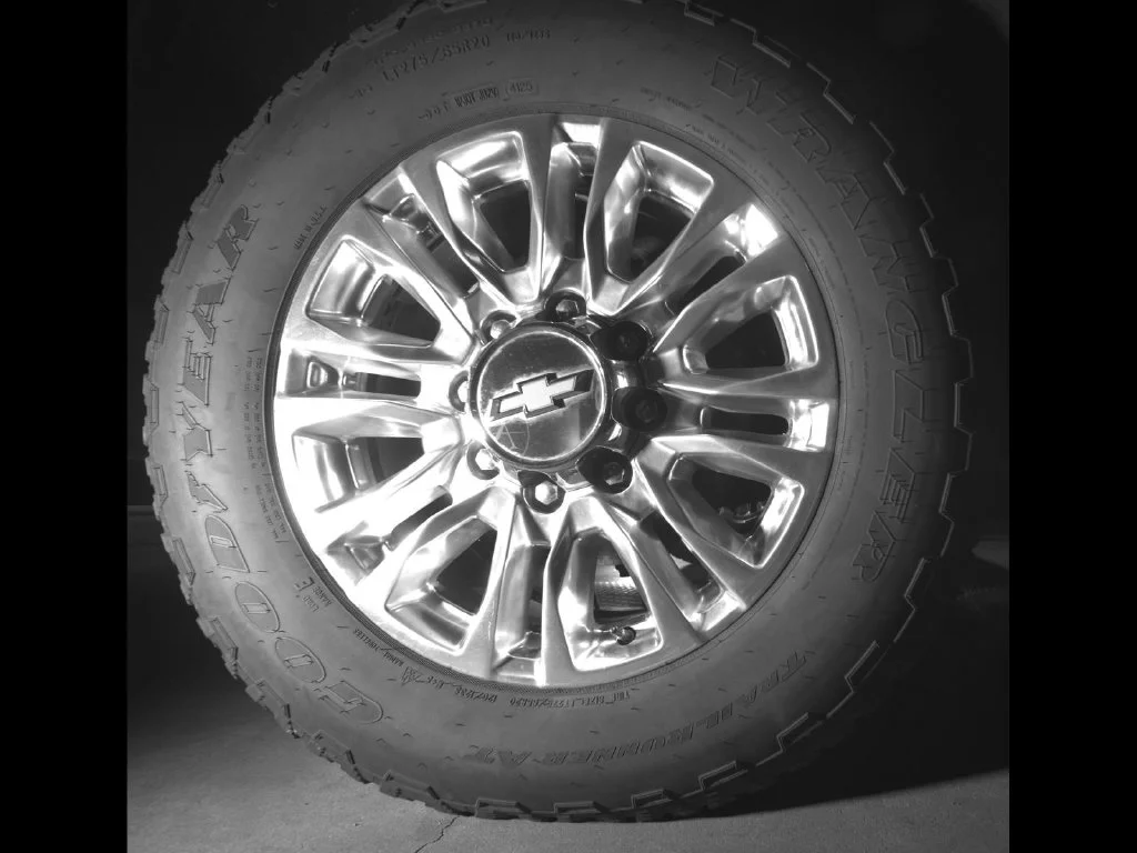 Used 2020 Blue Chevrolet High Country image 9