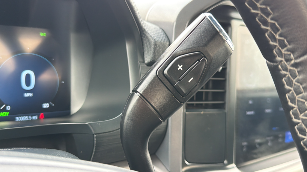 2025 Ford F-150 XLT - Photo 24
