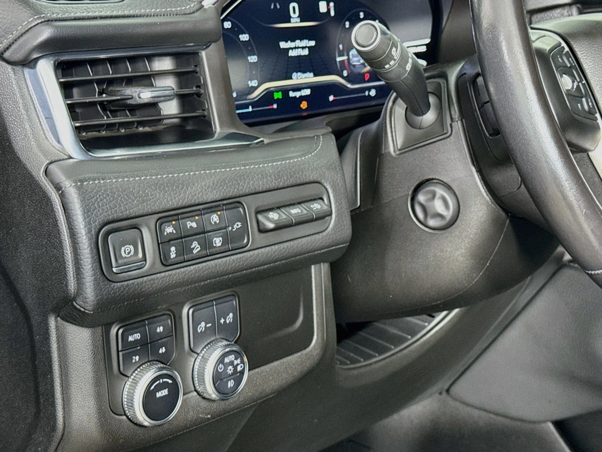 Used 2022 ONYX BLACK GMC Denali image 12