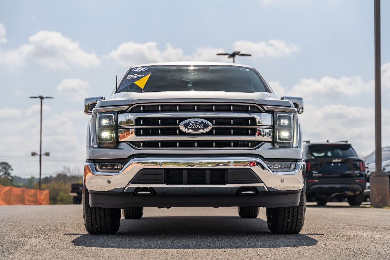 Used 2023 Silver Ford Lariat image 1