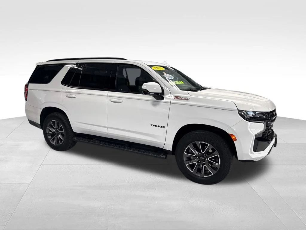 Used 2023 White Chevrolet Z71 image 10