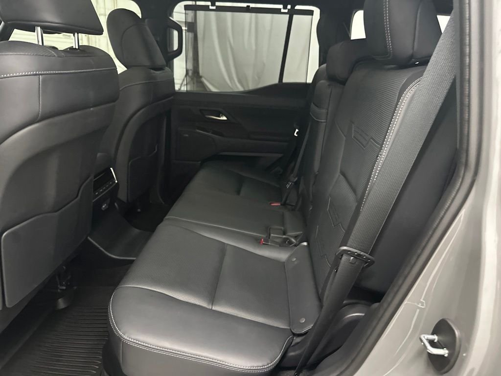 Used 2024  Lexus 550 Luxury+ image 24