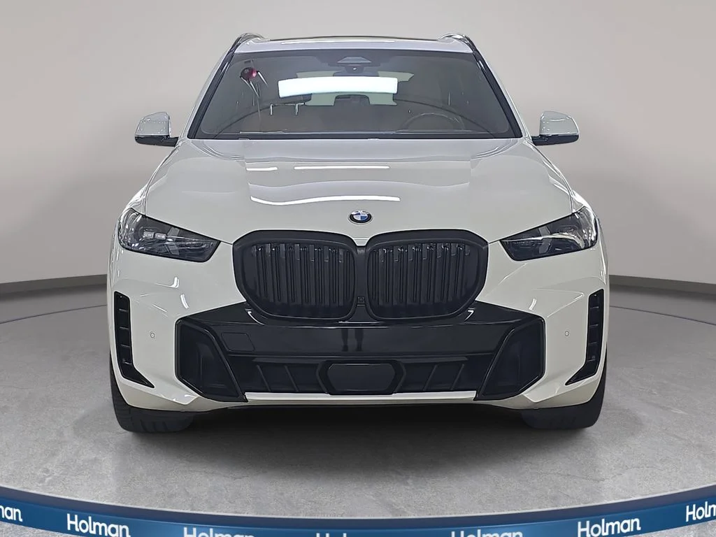 Used 2024 Alpine White BMW xDrive40i image 3