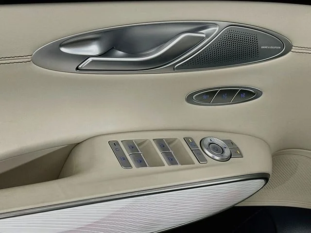 New 2027 Genesis GV70 2.5T Advanced