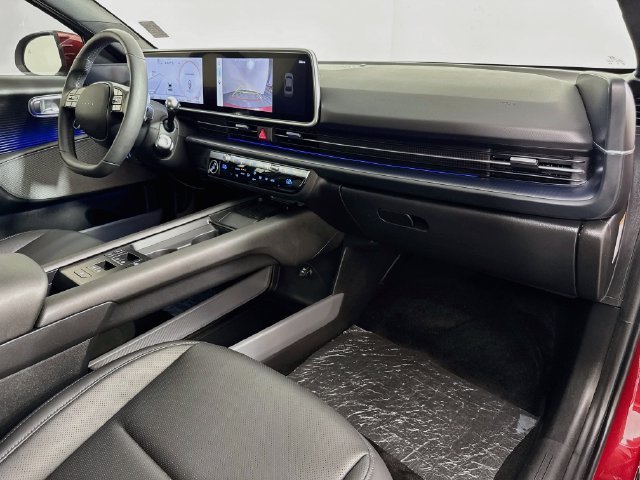 Certified Used 2025 Red Hyundai SEL image 45