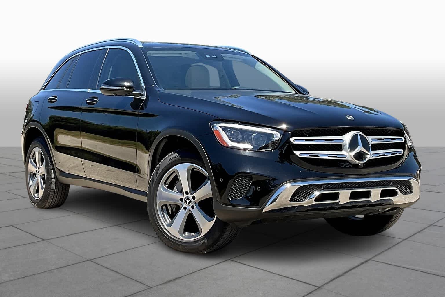 Certified Used 2022 Obsidian Black Metallic Mercedes-Benz GLC 300 image 3