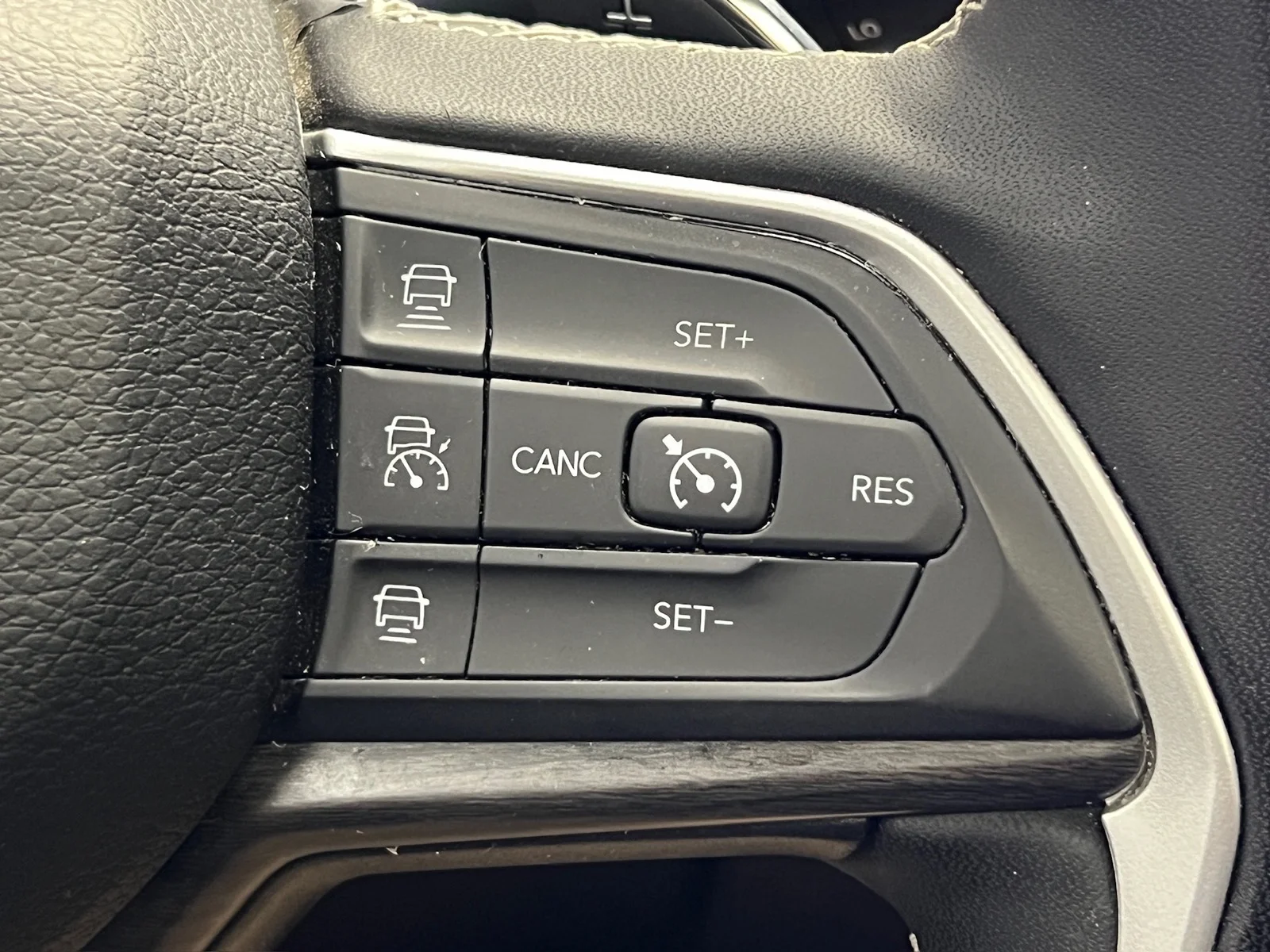 Used 2024 Bright White Clear Coat (pw7) Jeep 4xe image 13