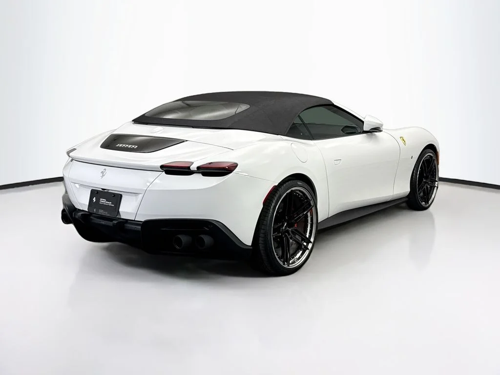 Used 2025 Bianco Avus Ferrari Spider image 13