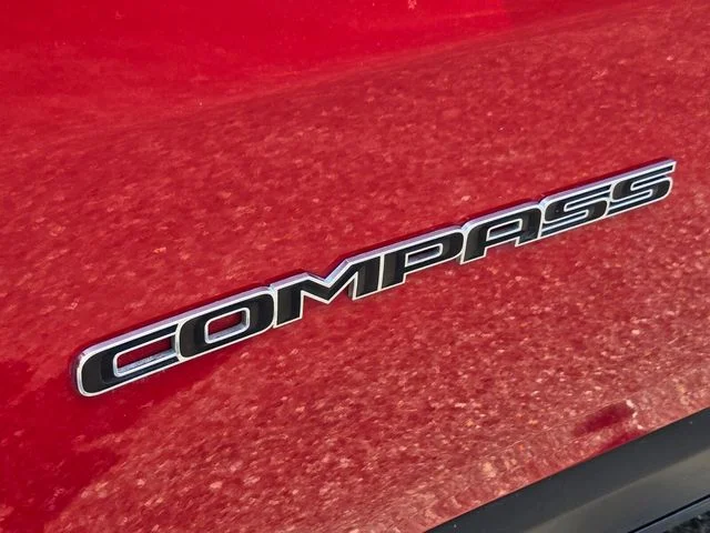 Used 2024 Red Jeep Latitude image 27