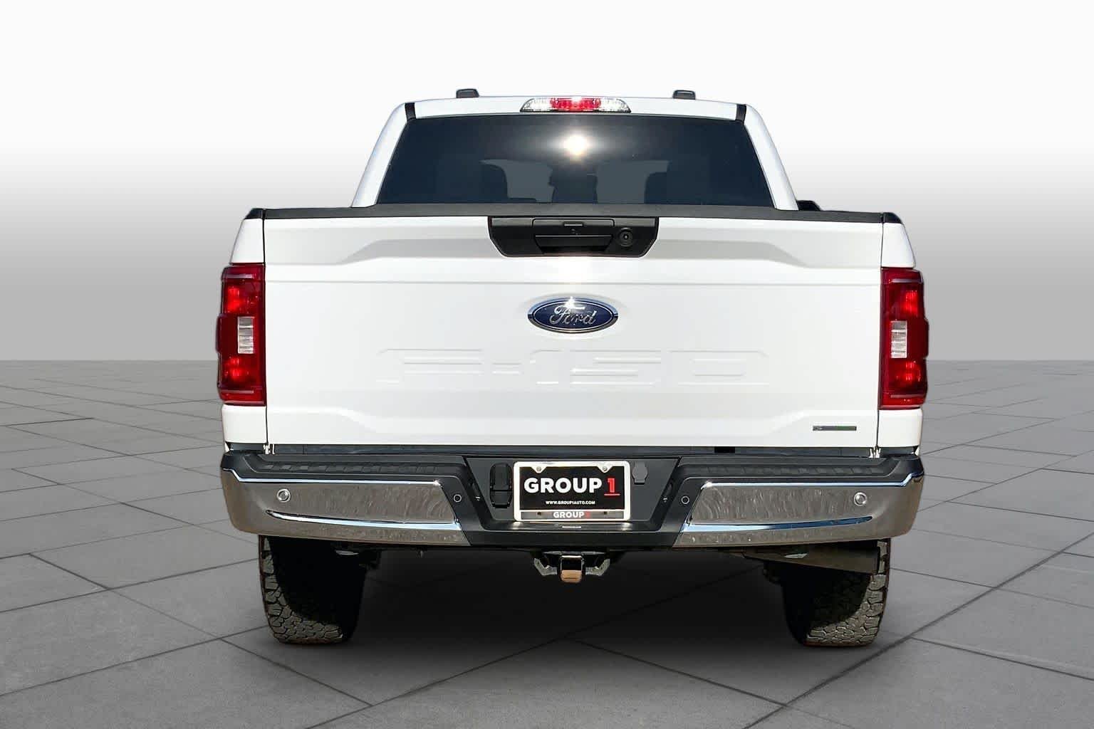 Used 2023 Oxford White Ford XLT image 5