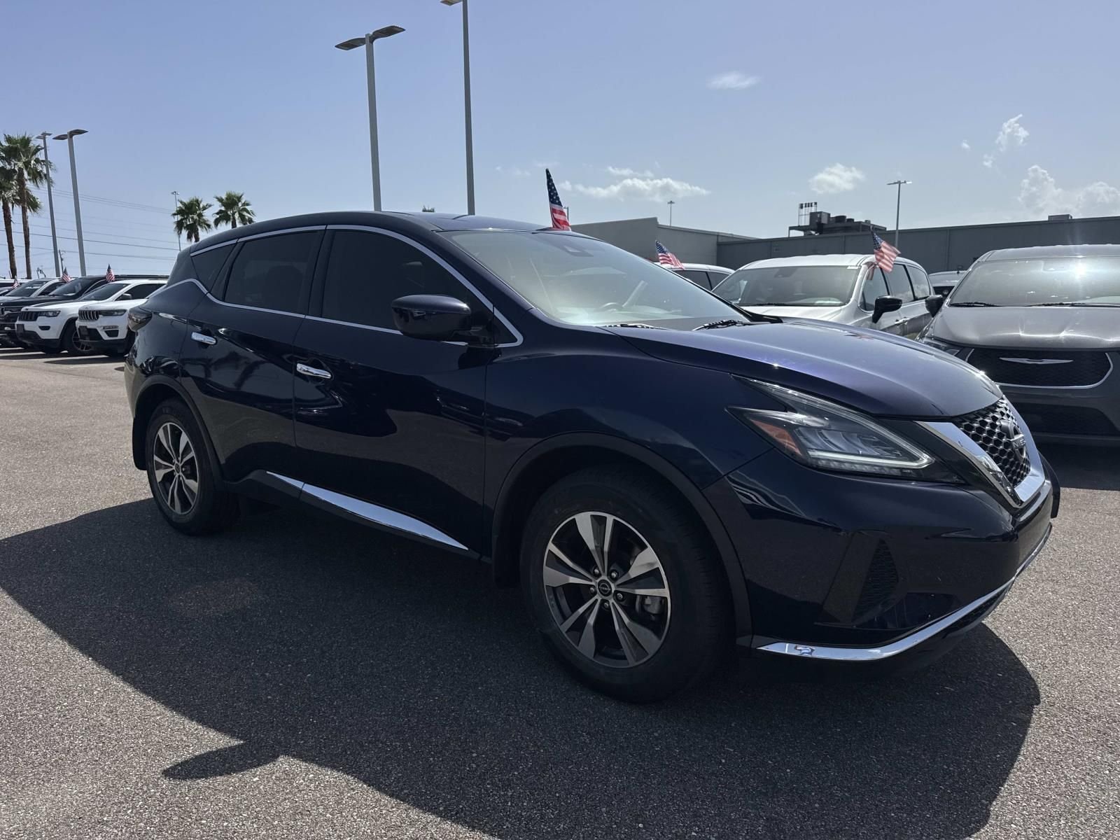 Used 2023 Blue Nissan S image 3