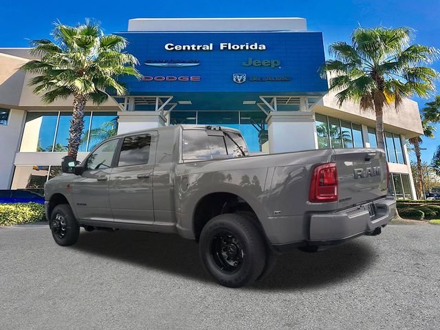 New 2026 Ceramic Gray Clear-Coat Exterior Paint RAM Laramie image 7