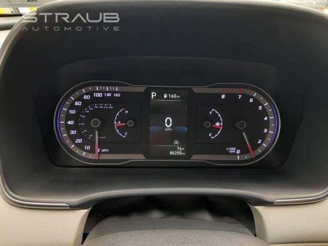 Used 2023 Shimmering Silver Hyundai SEL image 12