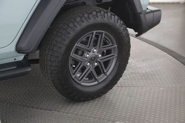 Used 2024 Gray Jeep Sport S image 14